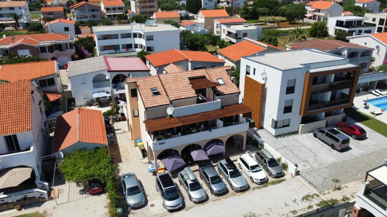 Morska Vila Apartment Vir Buitenkant foto