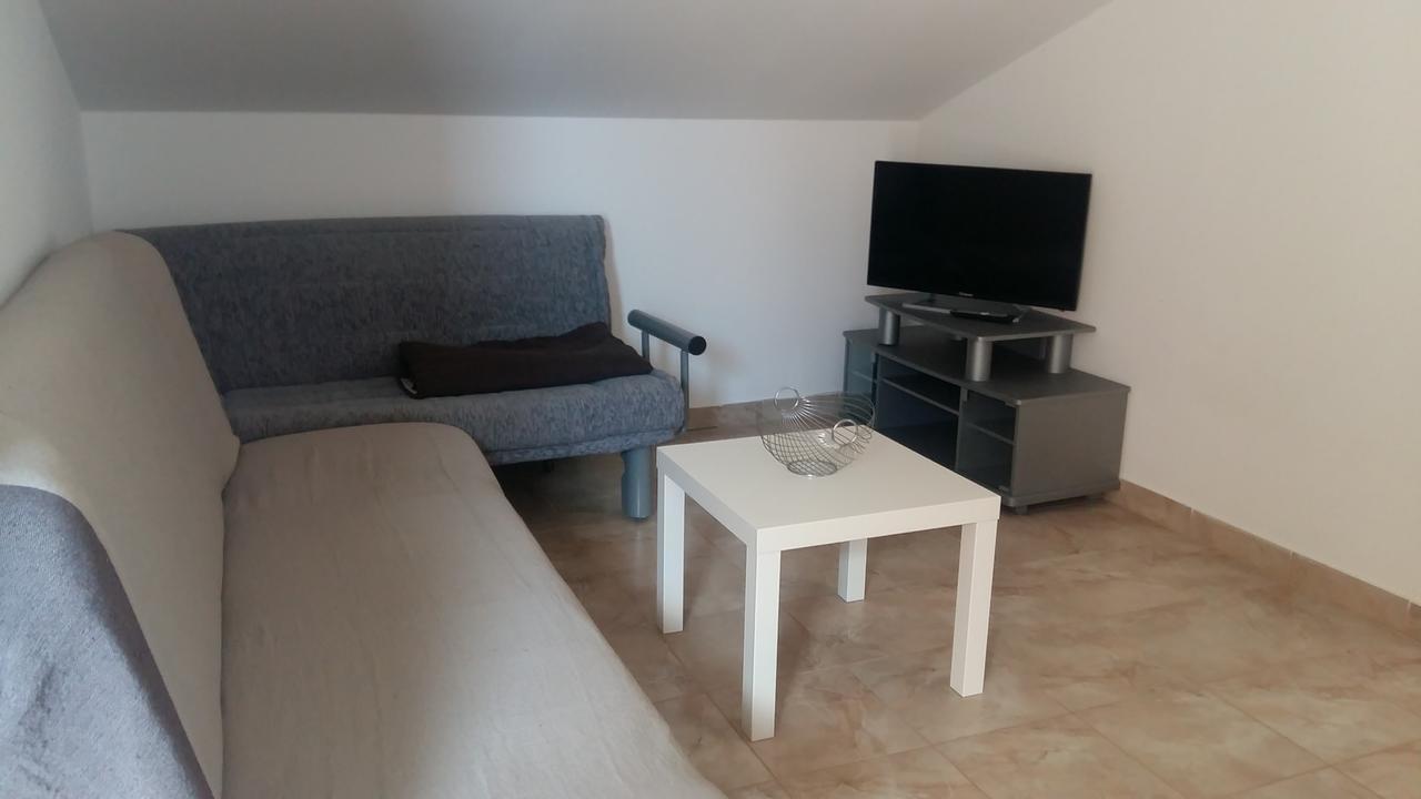 Morska Vila Apartment Vir Buitenkant foto